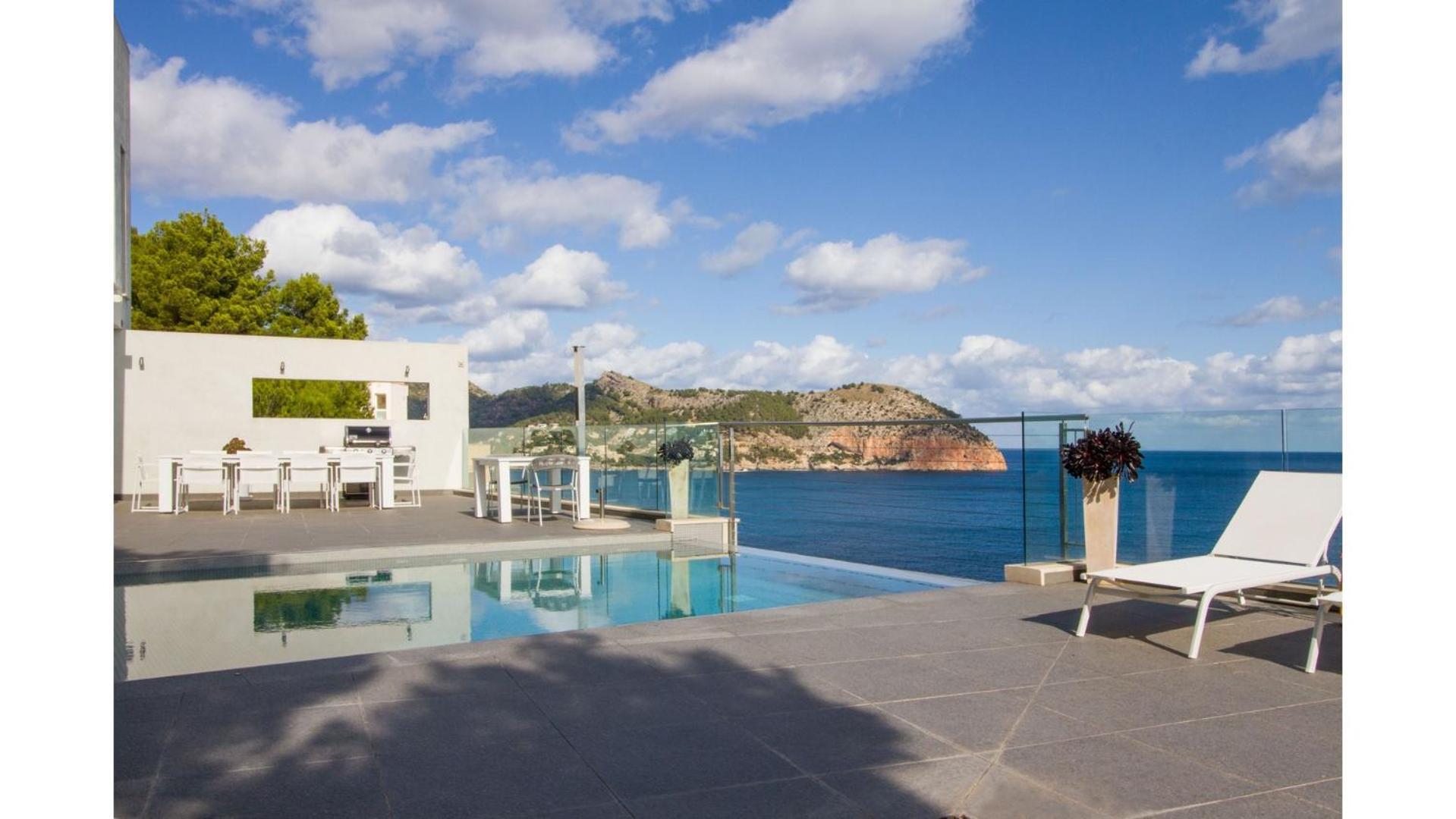 Ema, Moderna Con Piscina Frente Al Mar Capdepera (Mallorca)